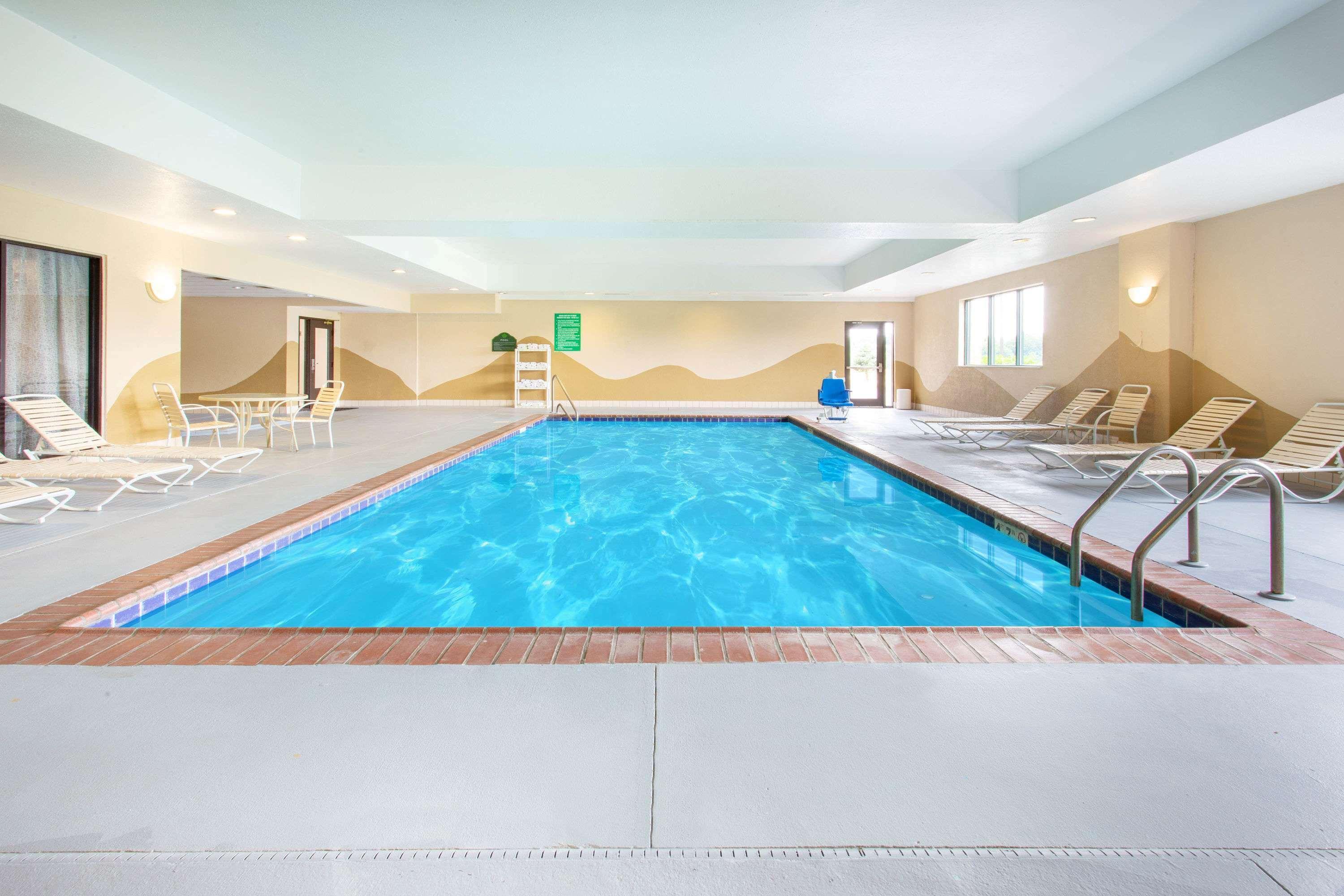 Wingate By Wyndham Indianapolis Airport Plainfield Hotel Ngoại thất bức ảnh