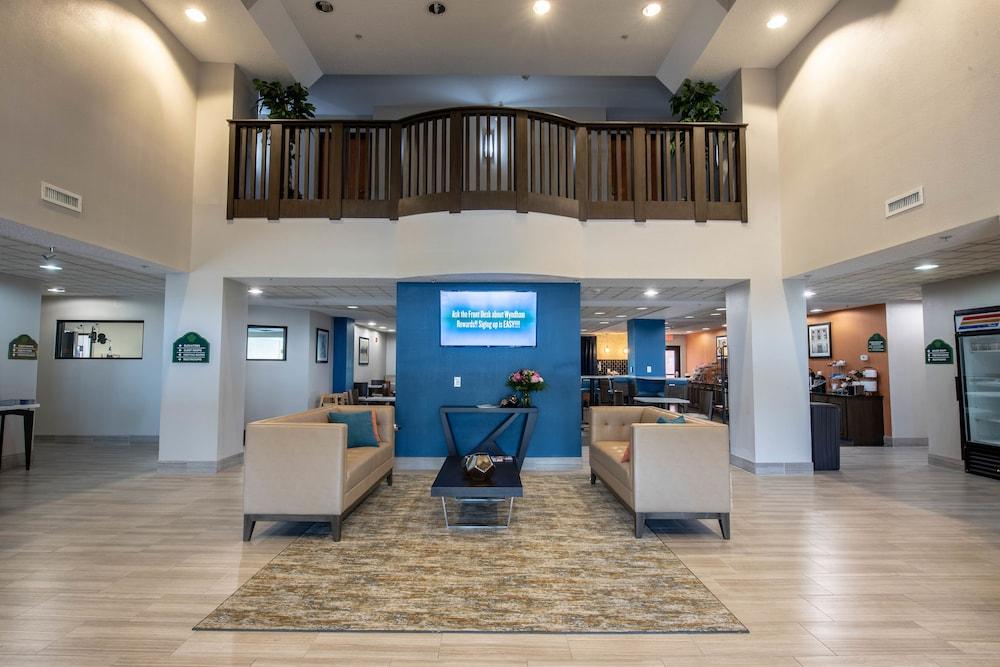 Wingate By Wyndham Indianapolis Airport Plainfield Hotel Ngoại thất bức ảnh