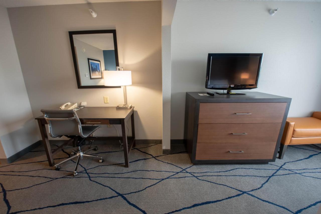 Wingate By Wyndham Indianapolis Airport Plainfield Hotel Ngoại thất bức ảnh