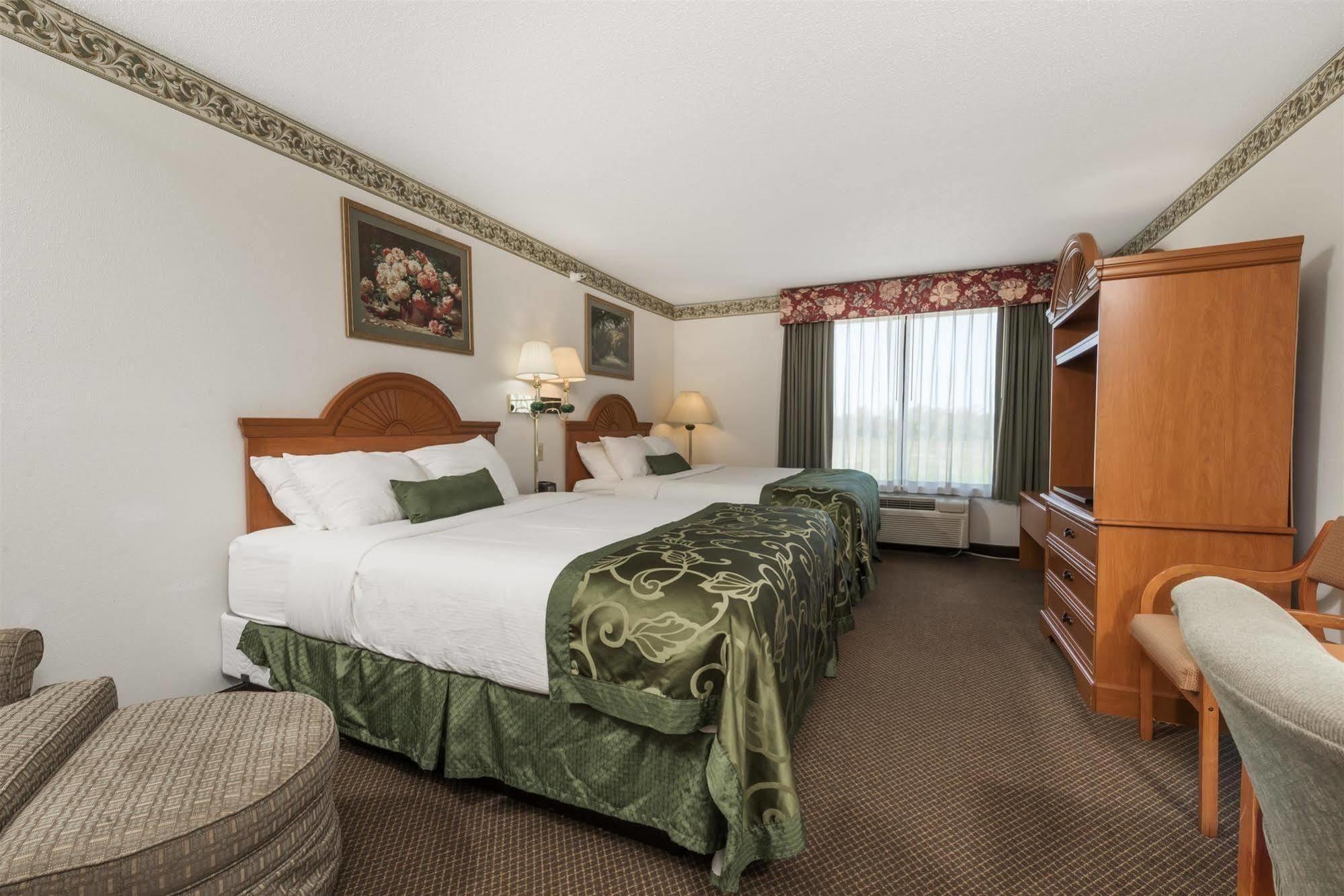 Wingate By Wyndham Indianapolis Airport Plainfield Hotel Ngoại thất bức ảnh