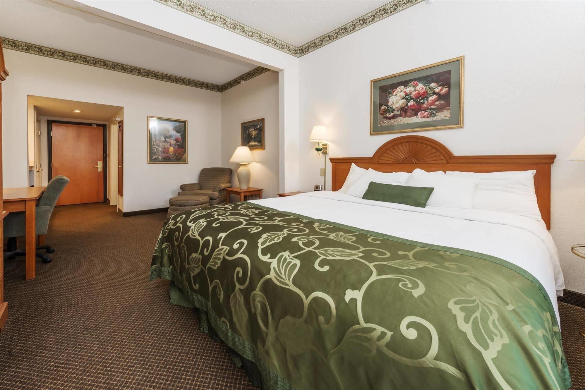 Wingate By Wyndham Indianapolis Airport Plainfield Hotel Ngoại thất bức ảnh